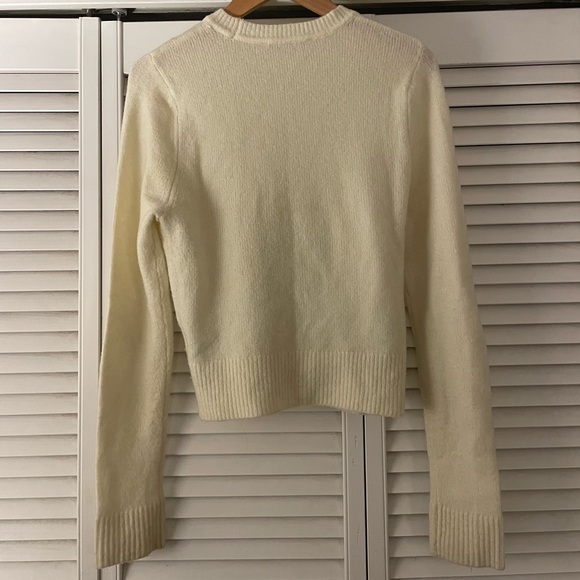 Abercrombie & Fitch Cream Sweater M - Picture 4 of 4
